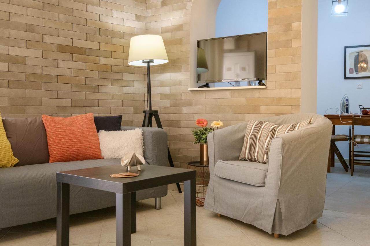Home With Courtyard In Beating Heart Of Old Town! Chania  Exterior foto