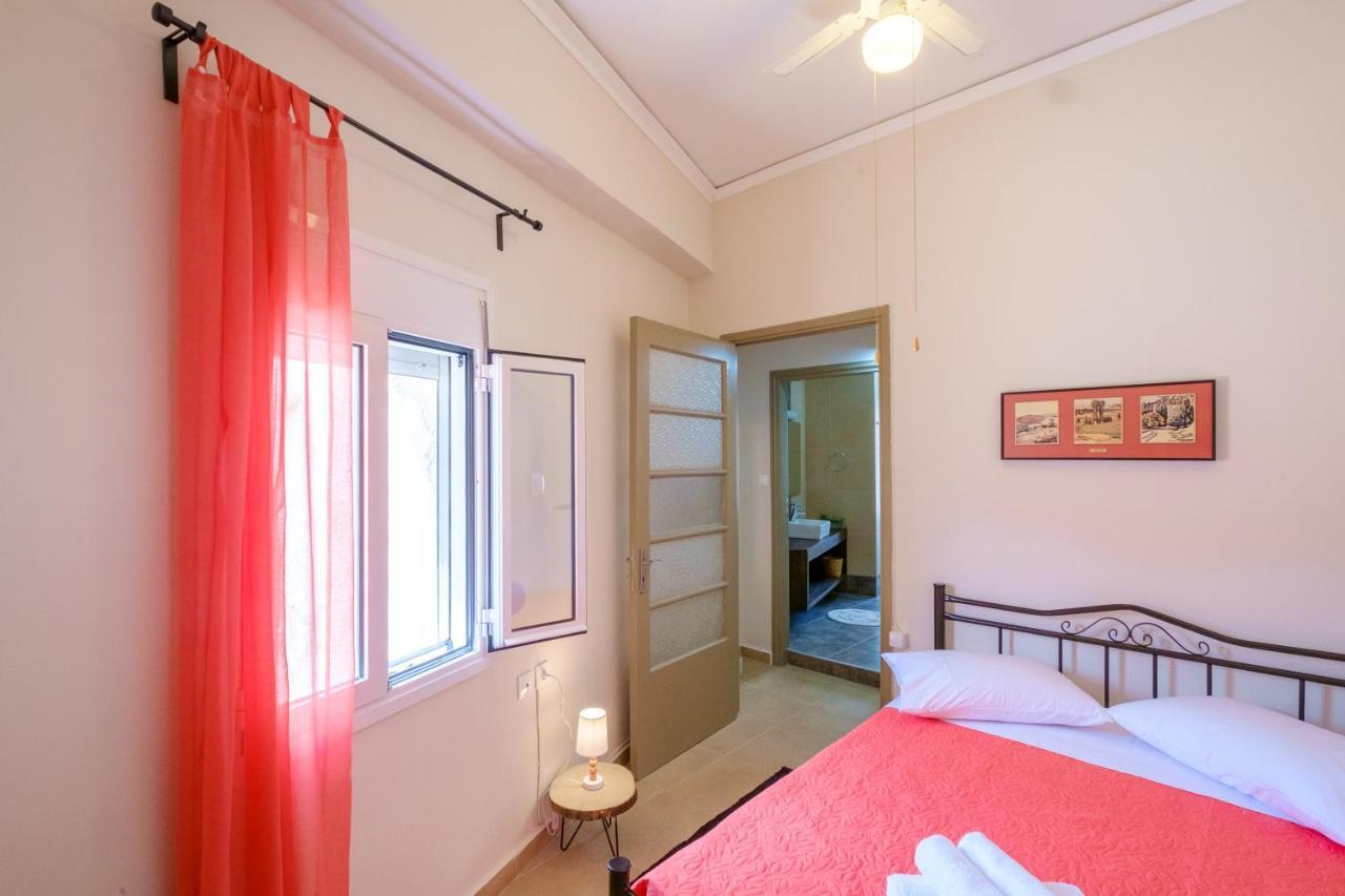 Home With Courtyard In Beating Heart Of Old Town! Chania  Exterior foto