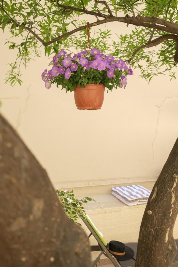 Home With Courtyard In Beating Heart Of Old Town! Chania  Exterior foto
