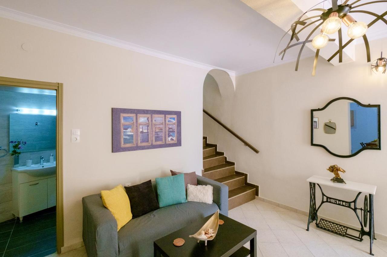 Home With Courtyard In Beating Heart Of Old Town! Chania  Exterior foto