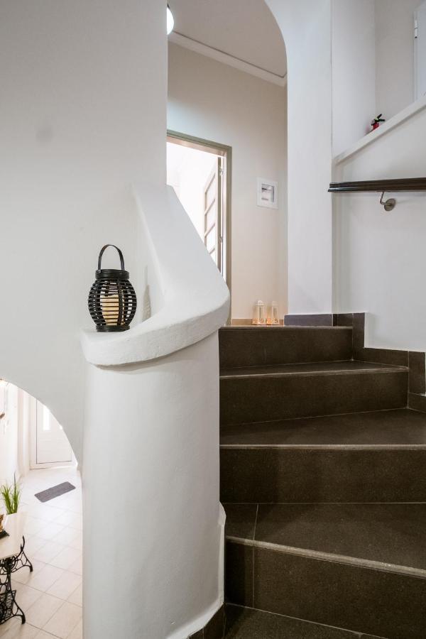 Home With Courtyard In Beating Heart Of Old Town! Chania  Exterior foto